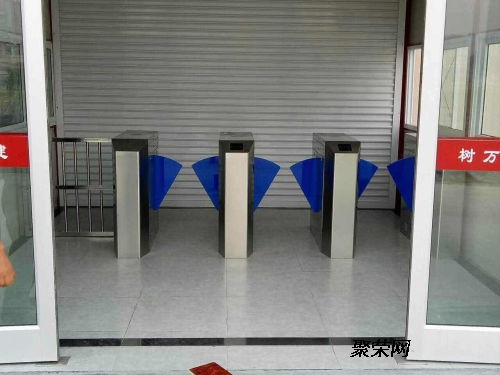 贛縣、寧都、尋烏翼閘應(yīng)用案例 從車(chē)站到工地再到校園的門(mén)禁升級(jí)